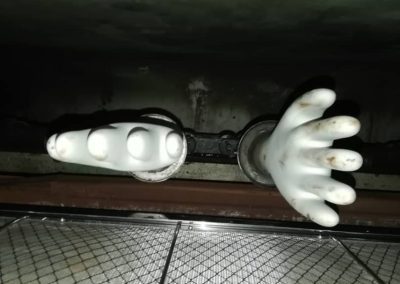 drying gloves in ir heater