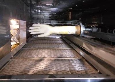 heating gloves in ir dryer